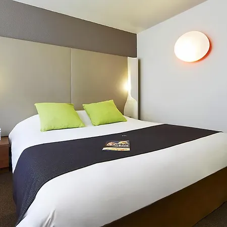 Campanile Ferrand - Le Brezet Hotel