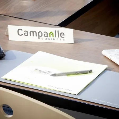 Hotel Campanile Ferrand - Le Brezet 3*